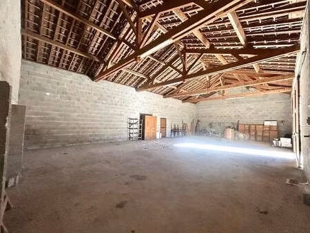 local commercial à vendre