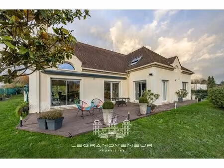 grez sur loing - maison familiale de standing sur sous-sol total et son beau jardin