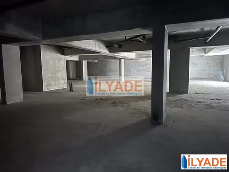 local d'activite a louer