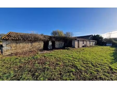 maison verrue m² t-1 à vendre  15 000 €