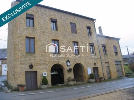 ensemble immobilier en pierre à rénover de 172 m² habitables avec 2 entrées