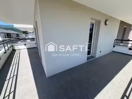 bel appartement t4 transformé en t3 avec grand garage