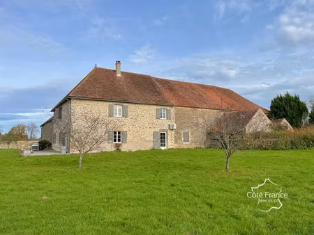 vente ferme 11 pièces 381.67 m² à vic-de-chassenay (21140)  485 000 €