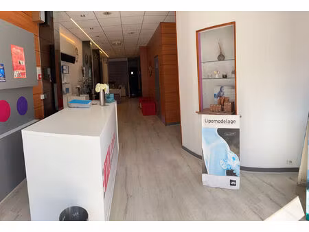 location commerce 190 m² à clermont-ferrand (63000)
