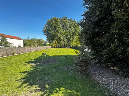 terrain constructible amiens 1242 m²