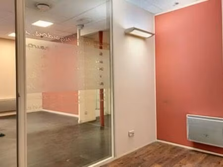 st etienne pl a. france bureau 87 m2 + surface stockage