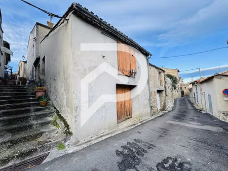 remise rénovée sur deux niveaux avec entrée indépendante + garage. idéal investissement lo