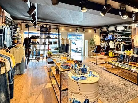 vente boutique/local commercial 100 m²