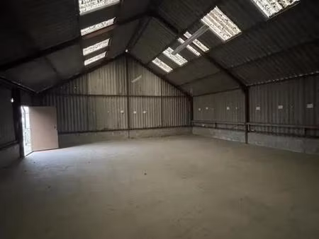 local industriel / bâtiment 1 pièce