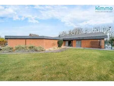 propriété rare – villa type plain pied avec immense jardin !