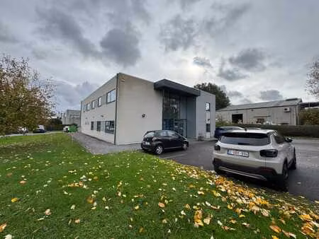 bâtiment de bureaux rénové