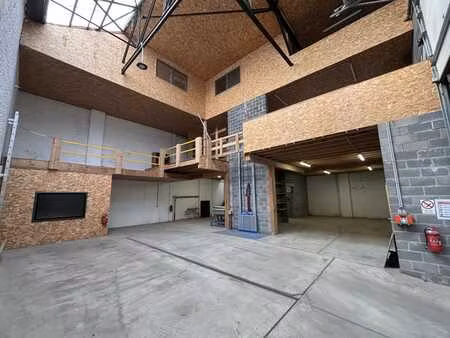 hall à vendre à ans / rocourt