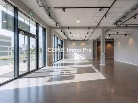 local commercial à louer