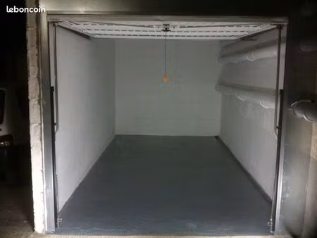 box sécurisé en sous-sol centre ville chelles