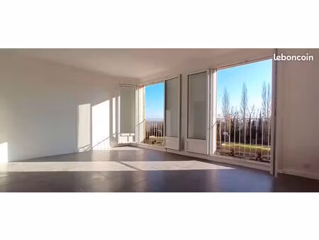 magnifique f3 refait à neuf très récemment libre de suite