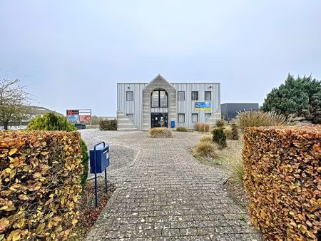 bureaux à louer à allee john f. kennedy 1 castillon (vbd58024)