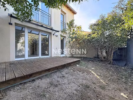 a vendre - saubens - appartement t3 duplex de 64.26m² avec jardin et parking