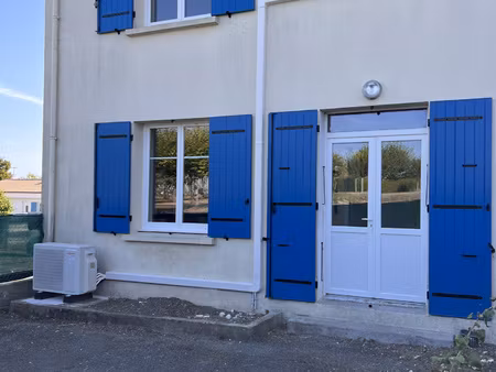 maison 80 m2  3 ch  cour  sans garage