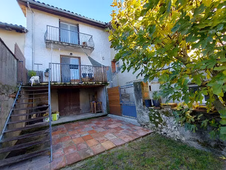 cadours centre ville maison t3 de 61 m² avec jardin