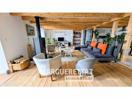 maison ancienne rénovée avec vue dégagée