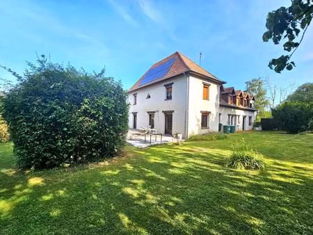 maison de 12 pièces de 362 m² située à vald’yerre