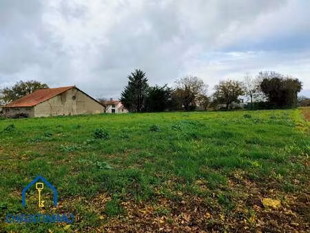vente terrain à sainte-hermine (85210) : à vendre / 3132m² sainte-hermine