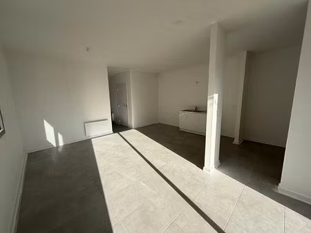 vente appartement 3 pièces  61.92m²  verrières