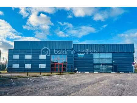 local d'activités de 1 541 m² à elbeuf