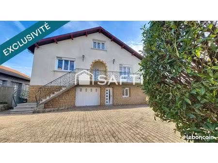 maison 6 pièces 140 m²