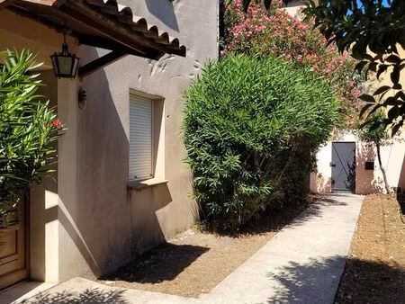 location maison 3 pièces avec jardin centre ville carpentras