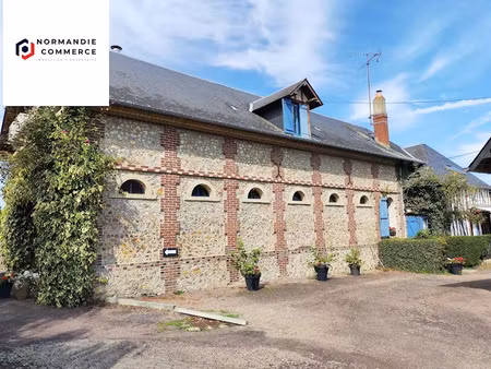 vente locaux professionnels 6 pièces 270 m² à honfleur (14600)  435 000 €