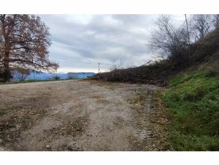 location stationnement  60 m² t- à massingy  445 €