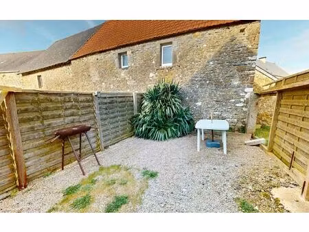 location maison  m² t-2 à pierreville  635 €
