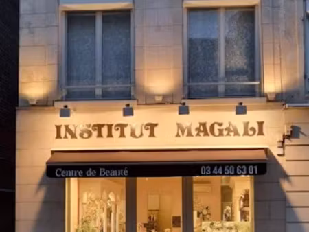 vente immeuble 8 pièces 200 m² à clermont (60600)  380 000 €