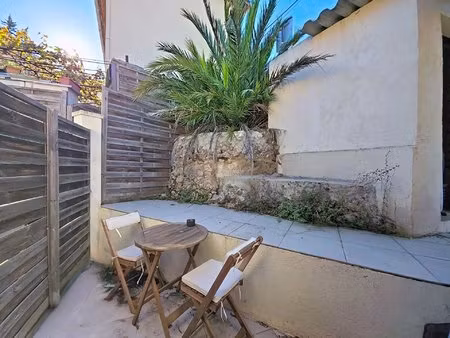 exclusivite : studio avec mezzanine en tres bon etat + jardin + parking privatif