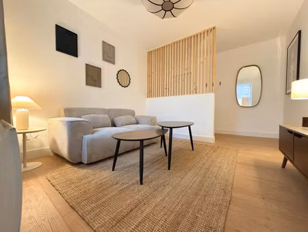 location meublée appartement 2 pièces 35 m² à agen (47000)  680 €