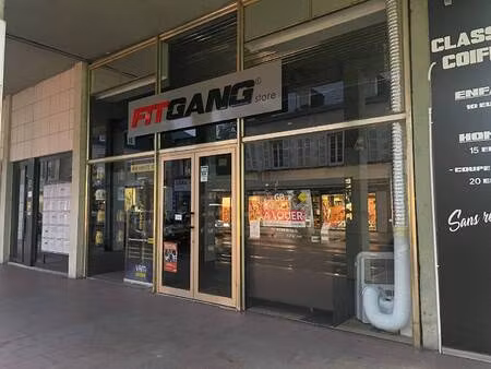 local commercial à louer