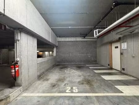 quartier des musiciens - emplacement de parking pmr a vendre