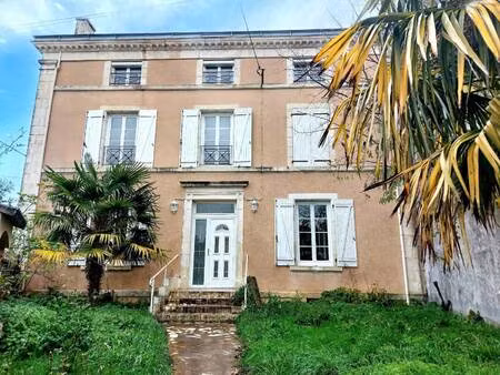 mme. stéphanie lahaye