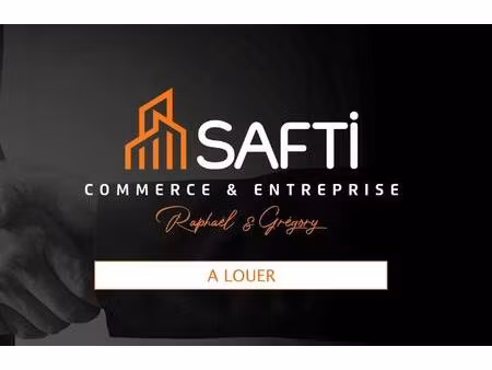 local professionnel 62m² traversant – port fréjus