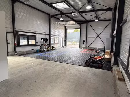 spacieux hall a beinheim