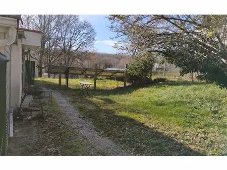 location maison  m² t-2 à monclar-de-quercy  510 €