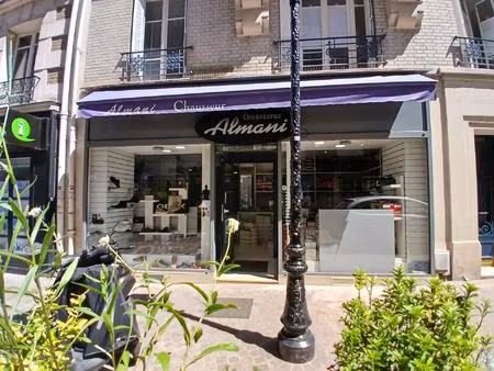 quartier de bécon village