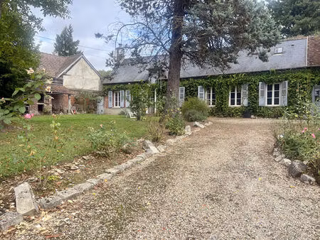 la drenne - a quelques minutes de la gare  direction paris nord - maison de pays avec gran