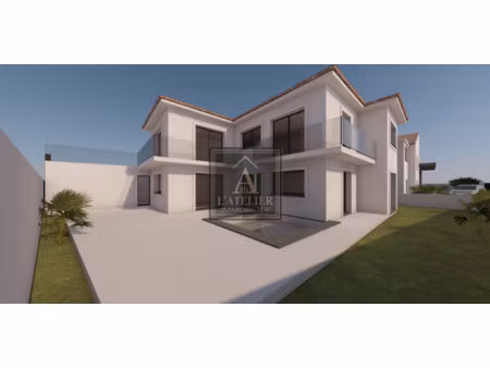 maison neuve à solliès-pont de 180 m2 avec garage et piscine