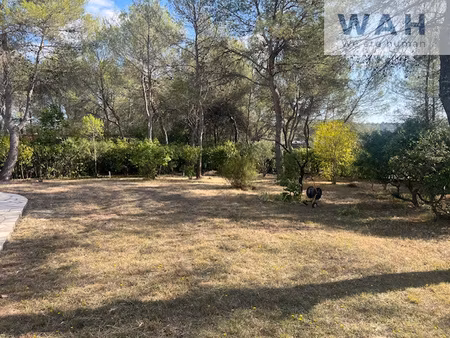 a vendre terrain constructible a saint-clement-de-riviere -