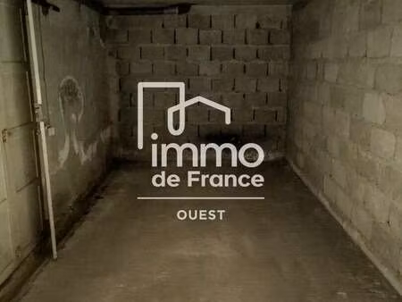 location garage box et parking à la roche-sur-yon (85000) : à louer / la roche-sur-yon