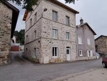 le puy en velay maison rénovée meublee