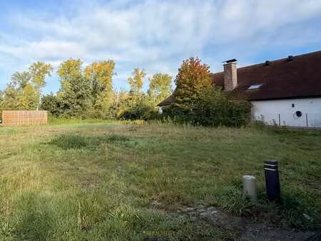 te koop  bouwperceel (328m²) in residentiële buurt te ber...