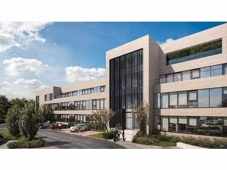 bureaux haut de gamme à louer dans un projet de rénovation